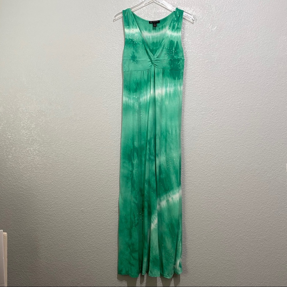 ☘️INC tie-dyed with sequins maxi dress Size M - Picture 2 of 5